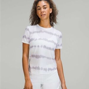lululemon athletica White and Gray Tie-Dye Short Sleeve Tee